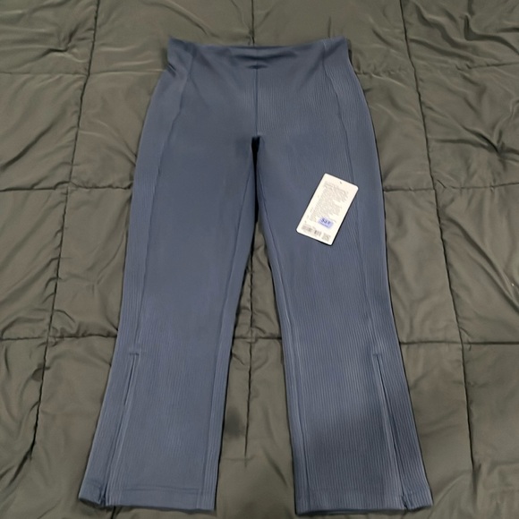 Lululemon Ribbed Softstreme zip-leg HR Crop 25" - Picture 1 of 2